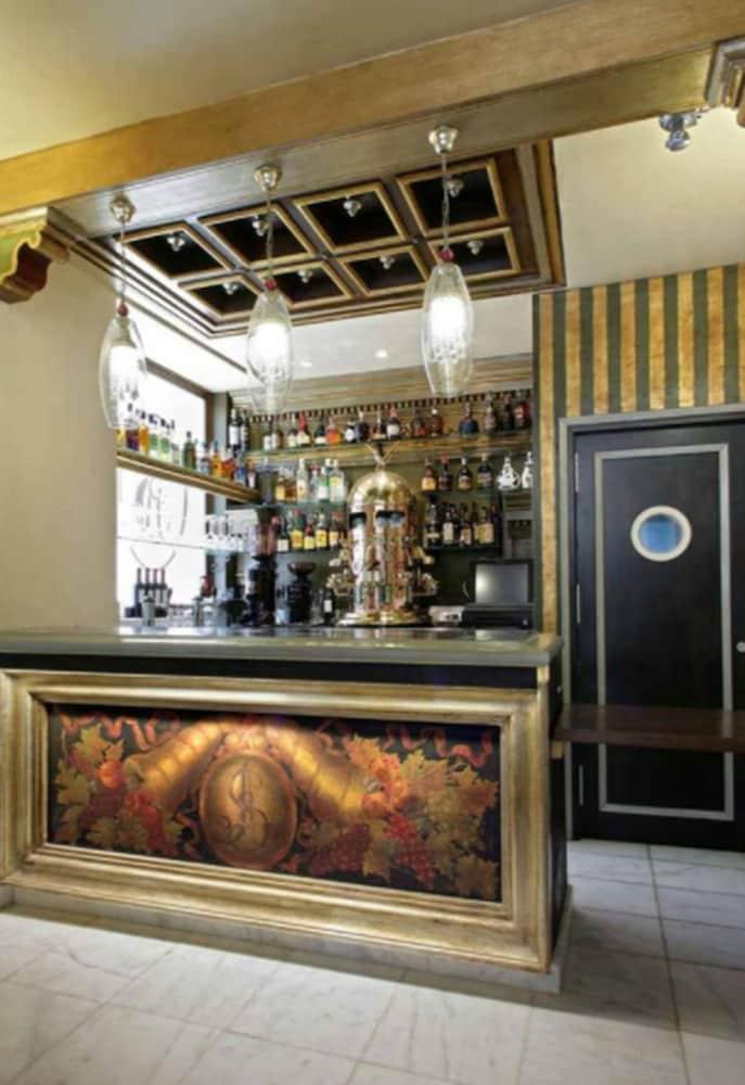 Sacristia De Santa Ana Hotel