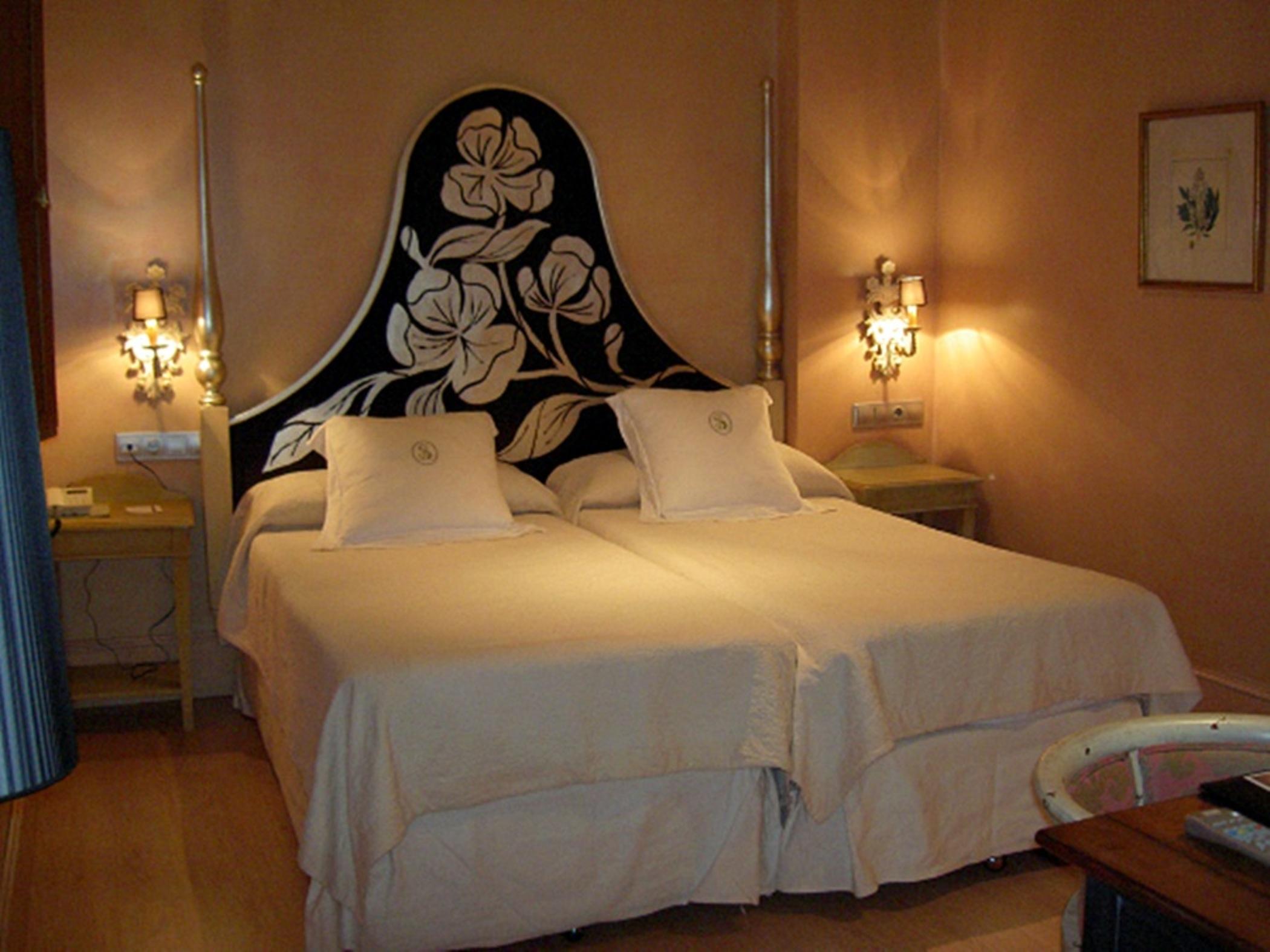 Sacristia De Santa Ana Hotel 3*