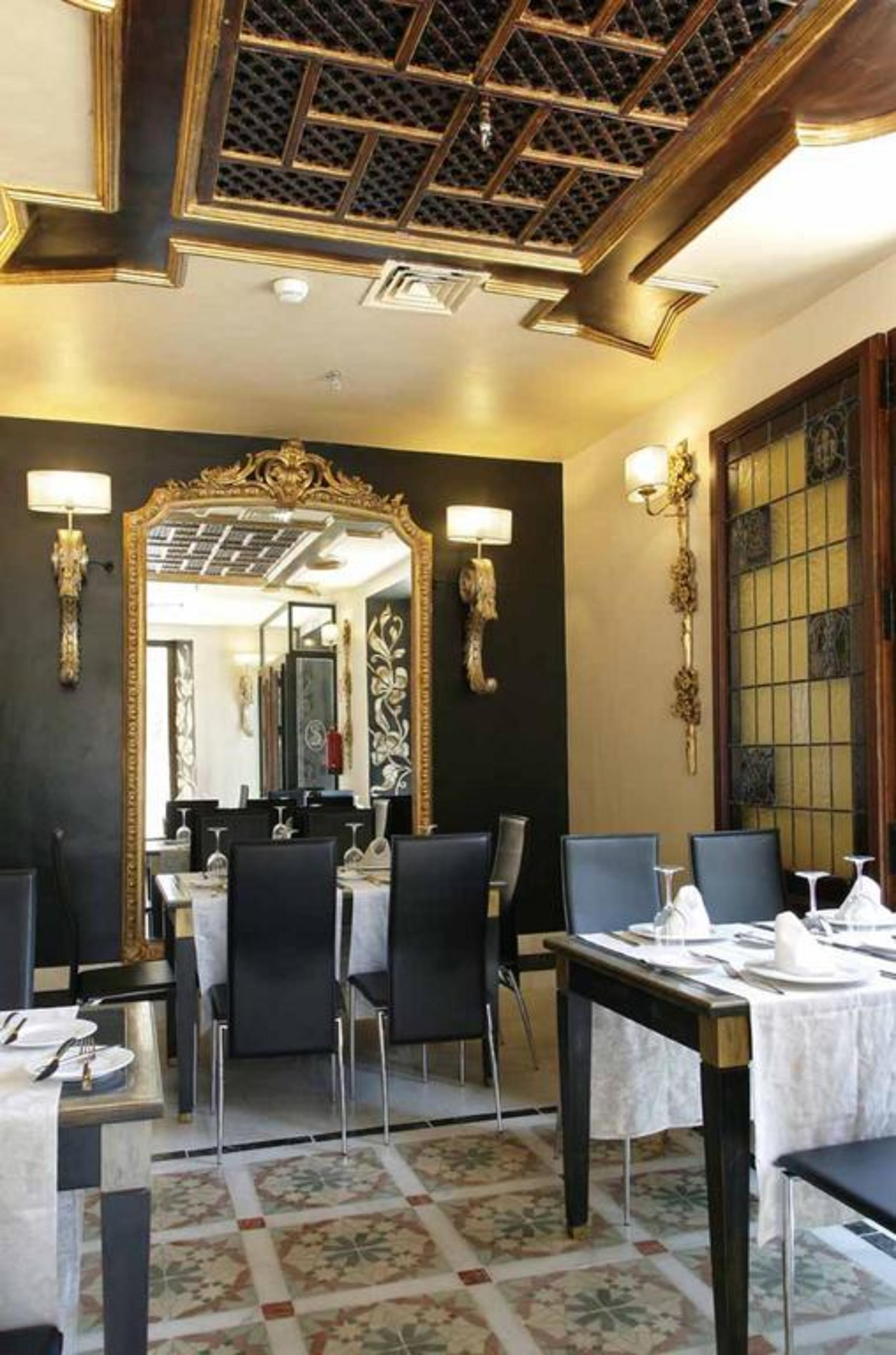 Sacristia De Santa Ana Hotel 3*